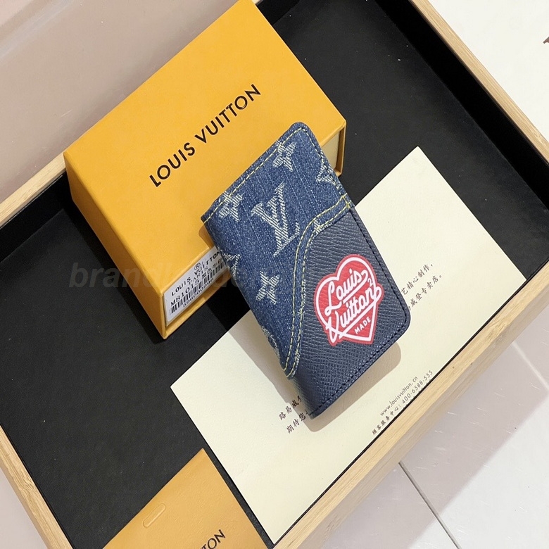 LV Wallets 119